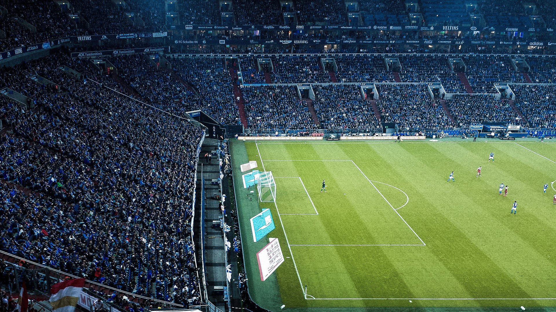 开云下载-青春崛起！新一代欧冠星光闪耀，欧冠之光